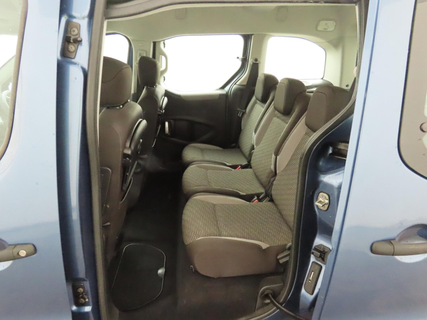 Used Peugeot Partner Tepee 2012 for sale - 78022423: Photo 11