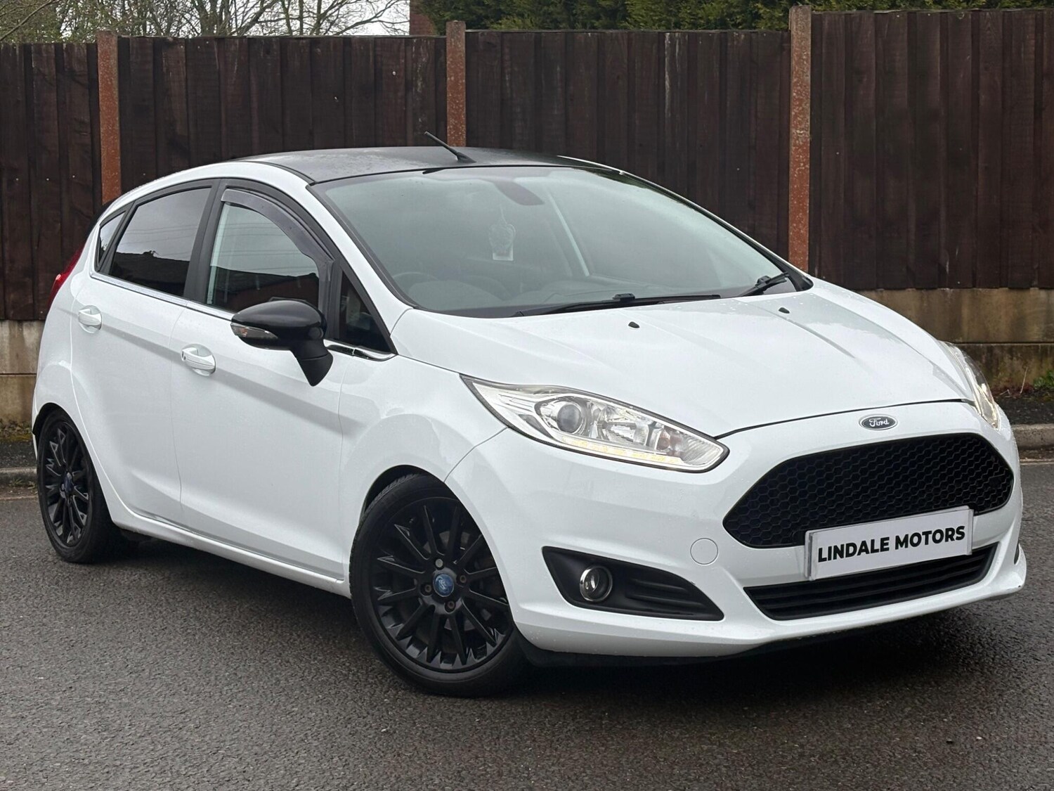 Used Ford Fiesta 2014 for sale - 78059936: Photo 10