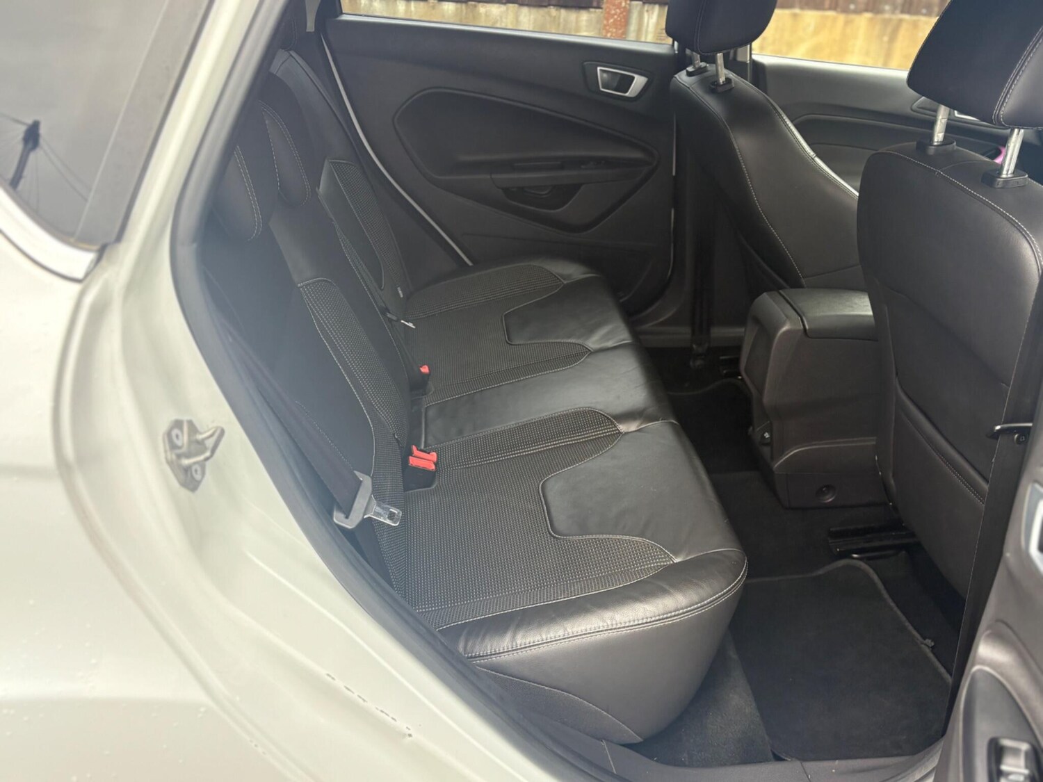 Used Ford Fiesta 2014 for sale - 78059936: Photo 15