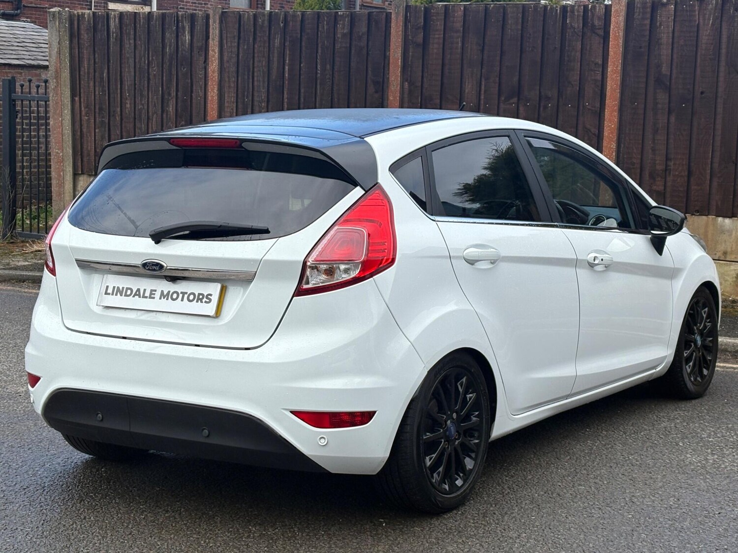 Used Ford Fiesta 2014 for sale - 78059936: Photo 7