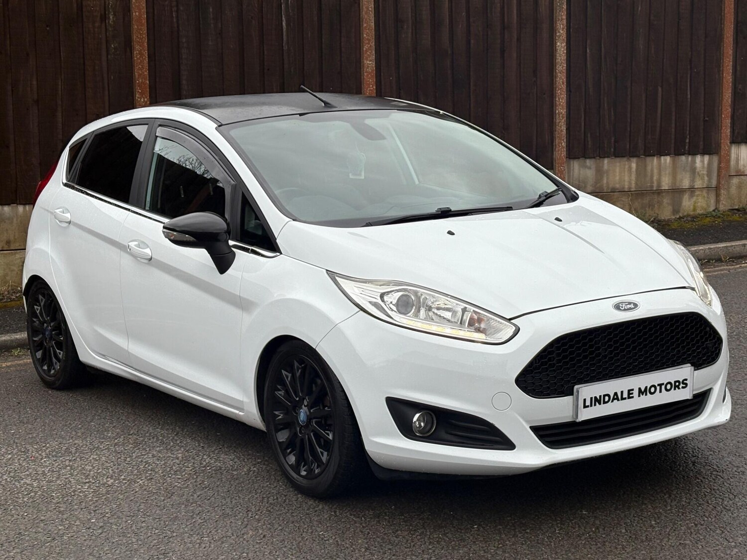 Used Ford Fiesta 2014 for sale - 78059936: Photo 8