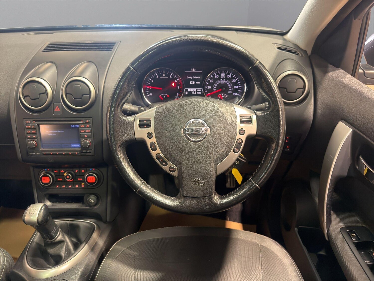 Used Nissan Qashqai 2010 for sale - 77779582: Photo 18