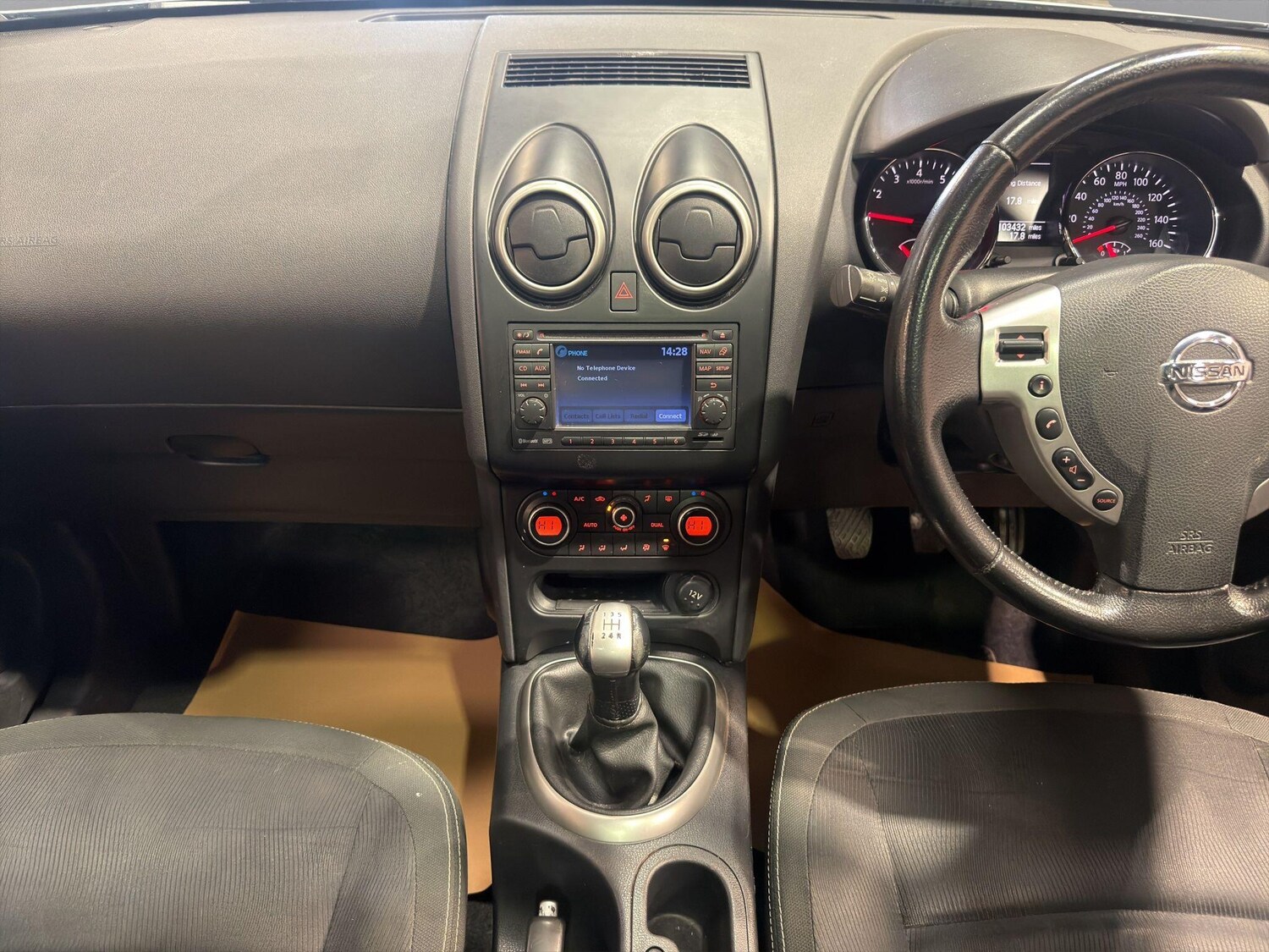 Used Nissan Qashqai 2010 for sale - 77779582: Photo 19