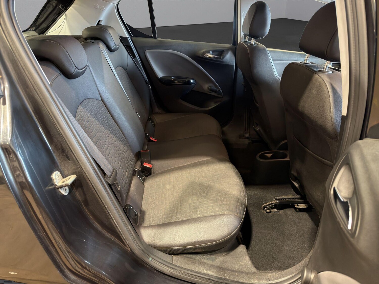 Used Vauxhall Corsa 2016 for sale - 77952078: Photo 11