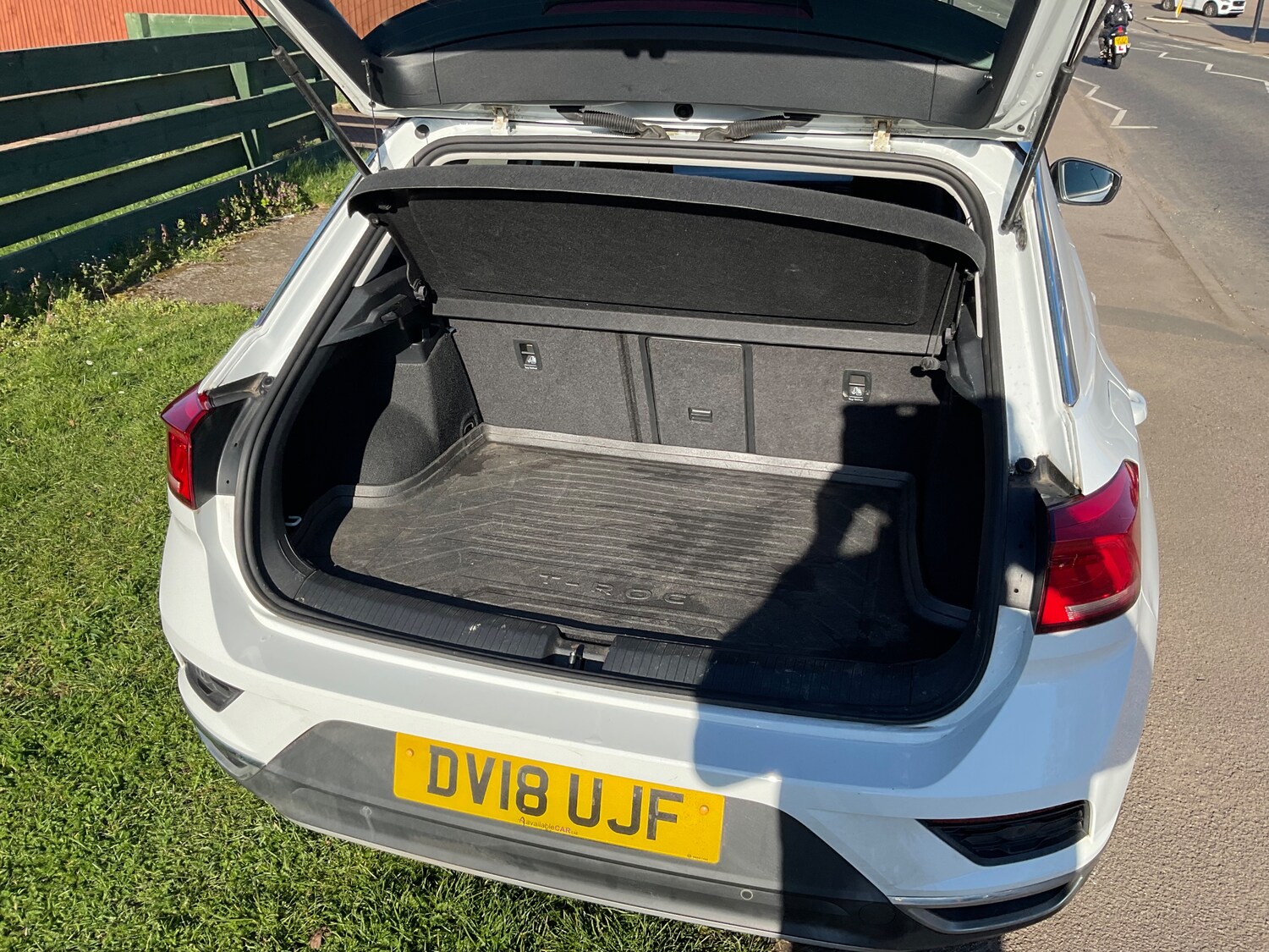 Used Volkswagen T-Roc 2018 for sale - 77946261: Photo 7