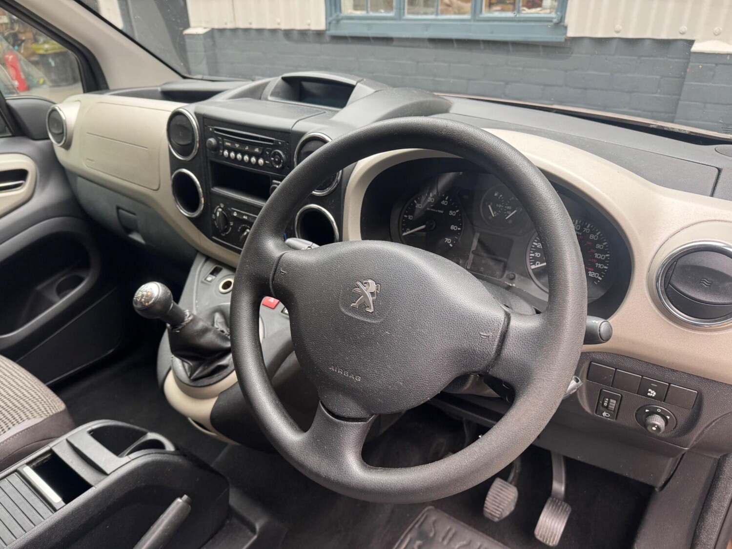 Used Peugeot Partner Tepee 2014 for sale - 77762546: Photo 25