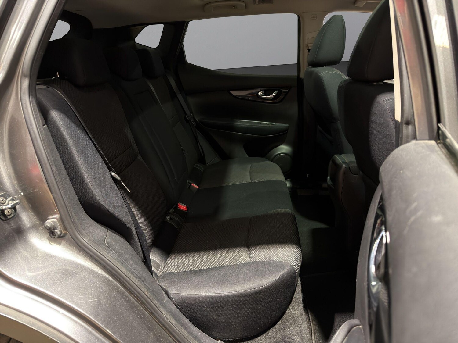 Used Nissan Qashqai 2015 for sale - 77764000: Photo 13