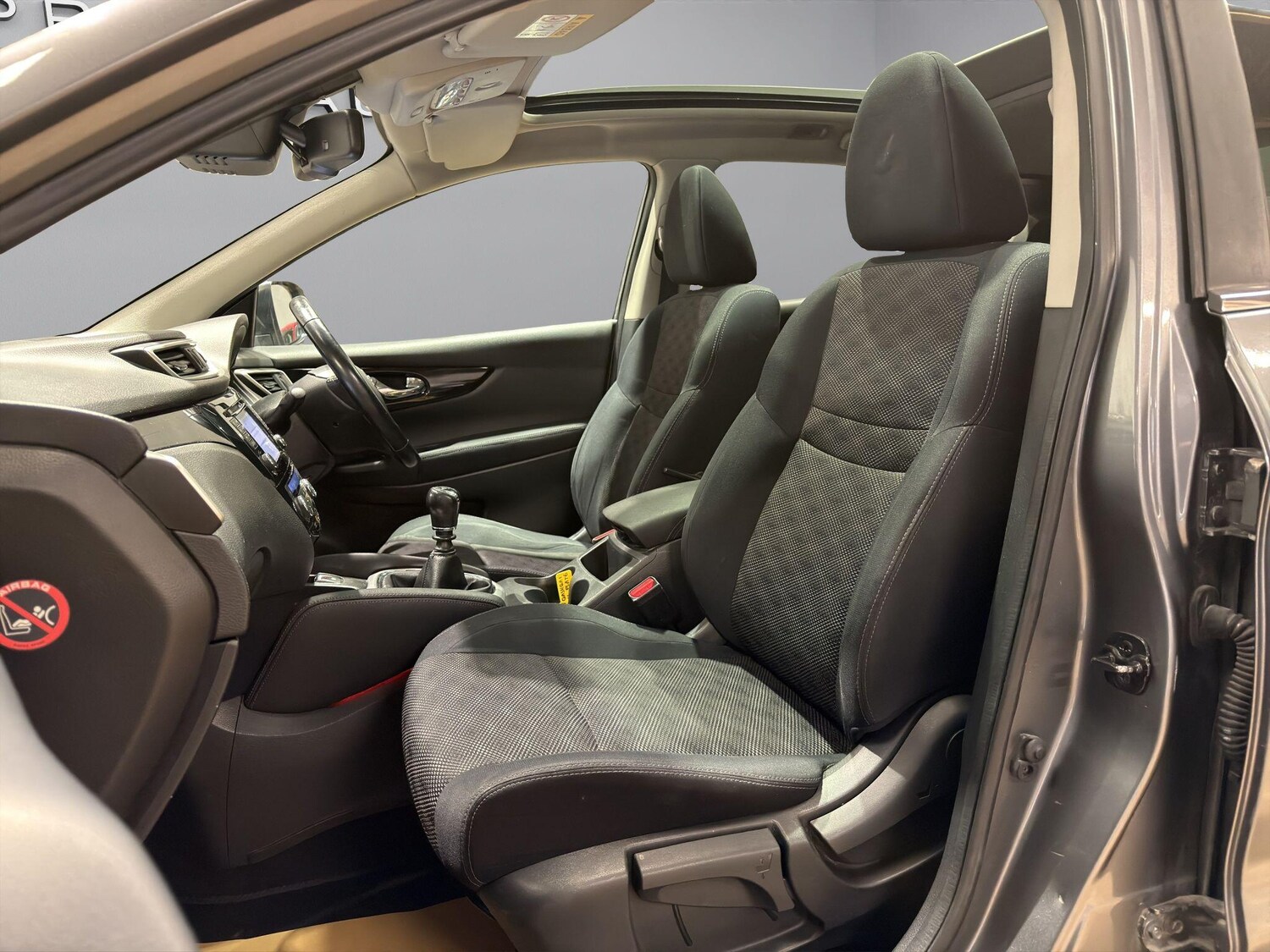 Used Nissan Qashqai 2015 for sale - 77764000: Photo 15