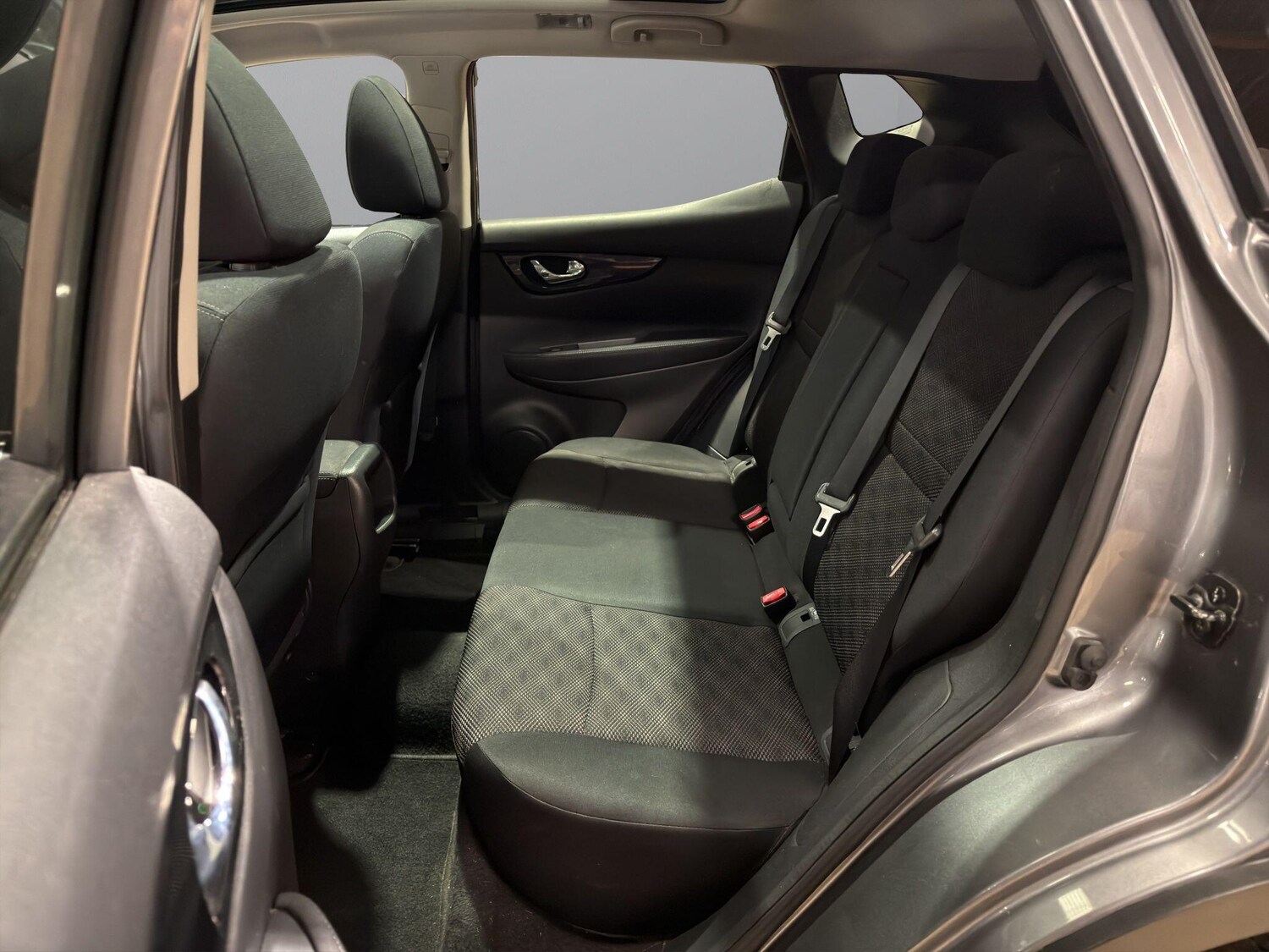 Used Nissan Qashqai 2015 for sale - 77764000: Photo 16