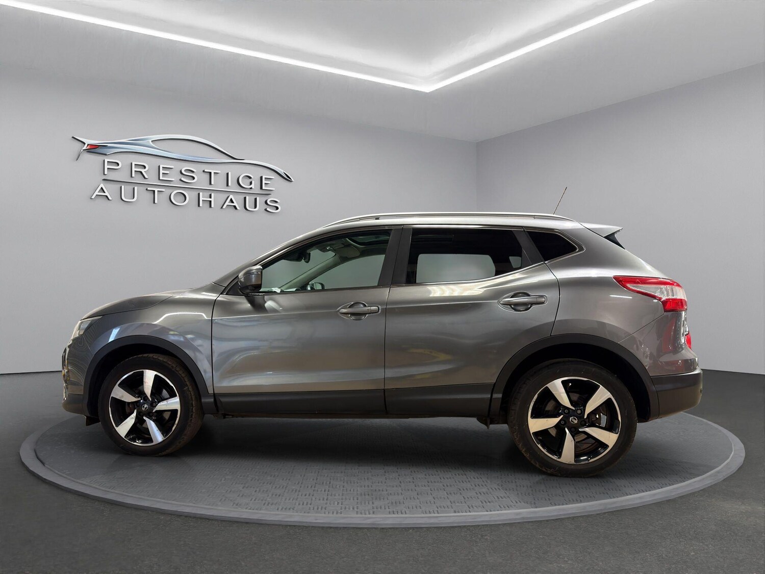 Used Nissan Qashqai 2015 for sale - 77764000: Photo 9