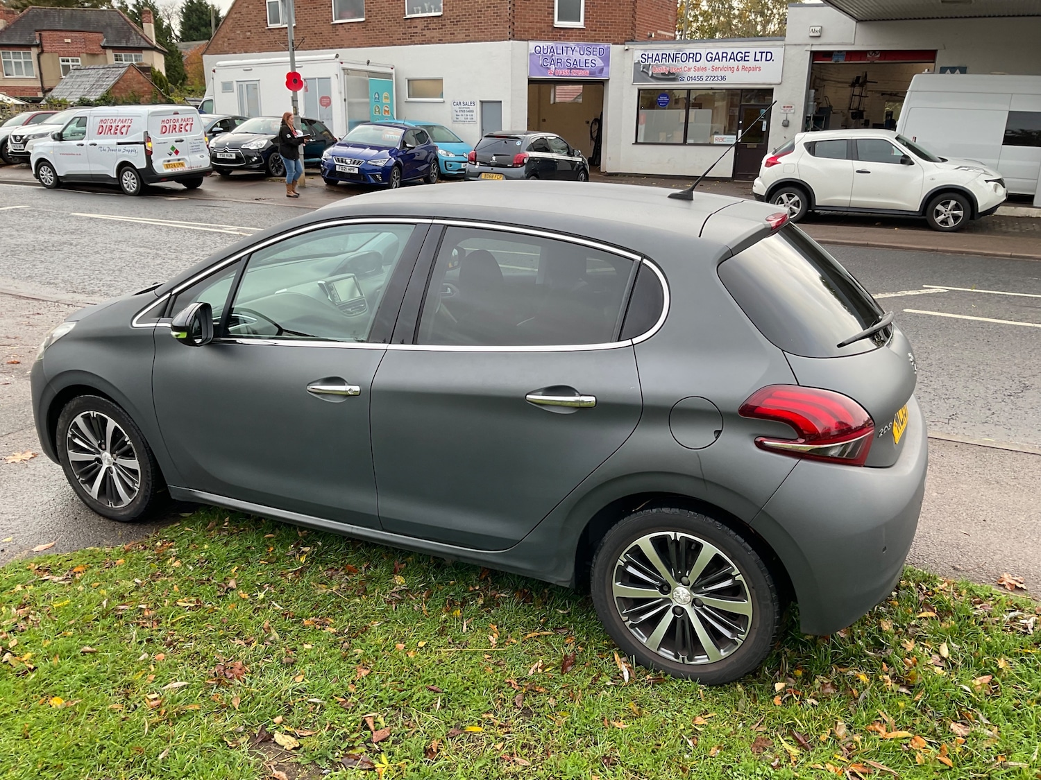 Used Peugeot 208 2015 for sale - 77927670: Photo 2
