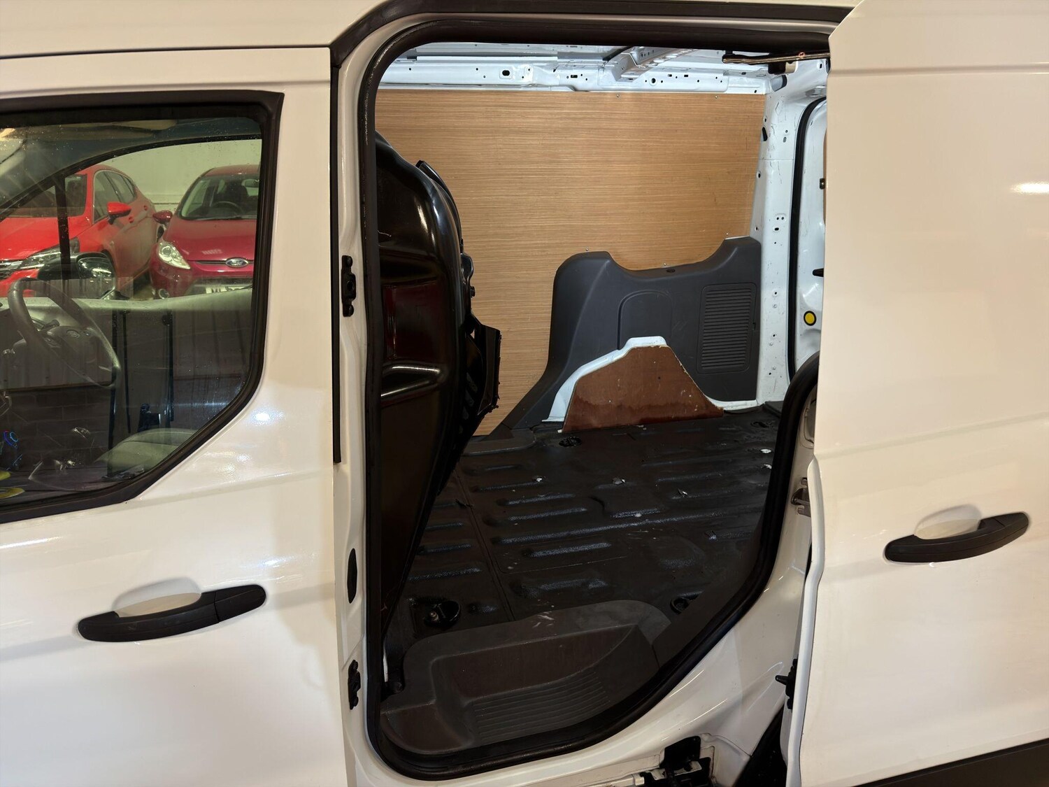 Used Ford Transit Connect 2020 for sale - 77764026: Photo 15