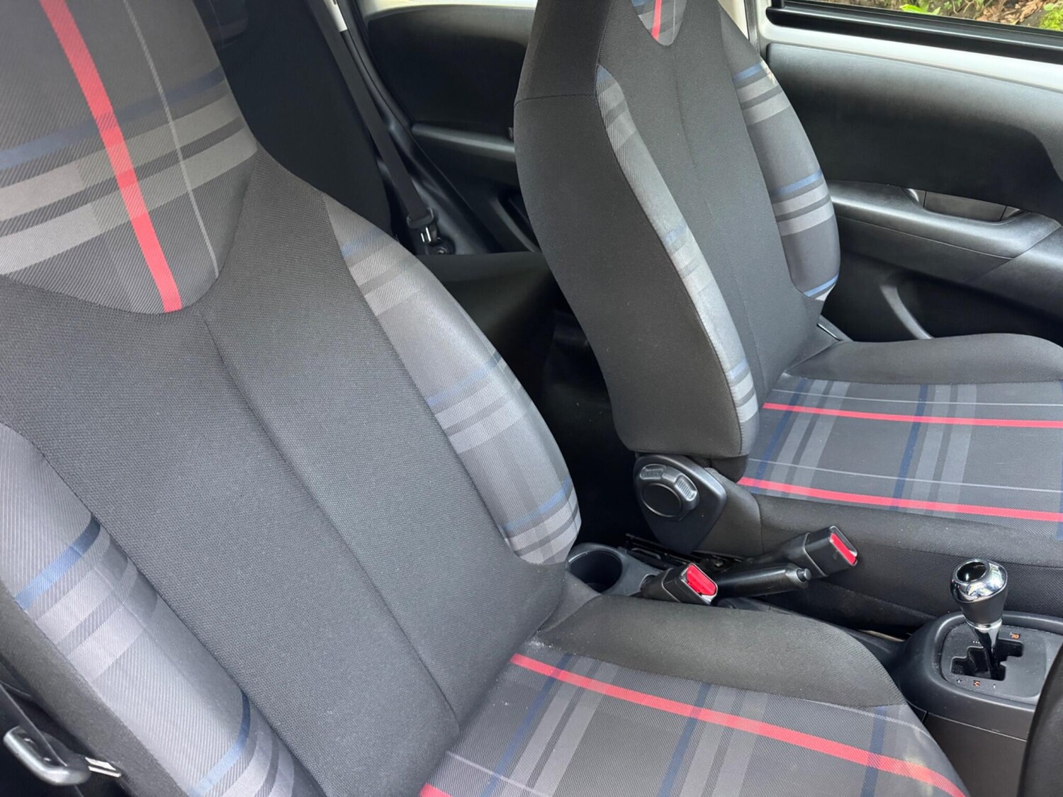 Used Peugeot 108 2016 for sale - 77762512: Photo 12