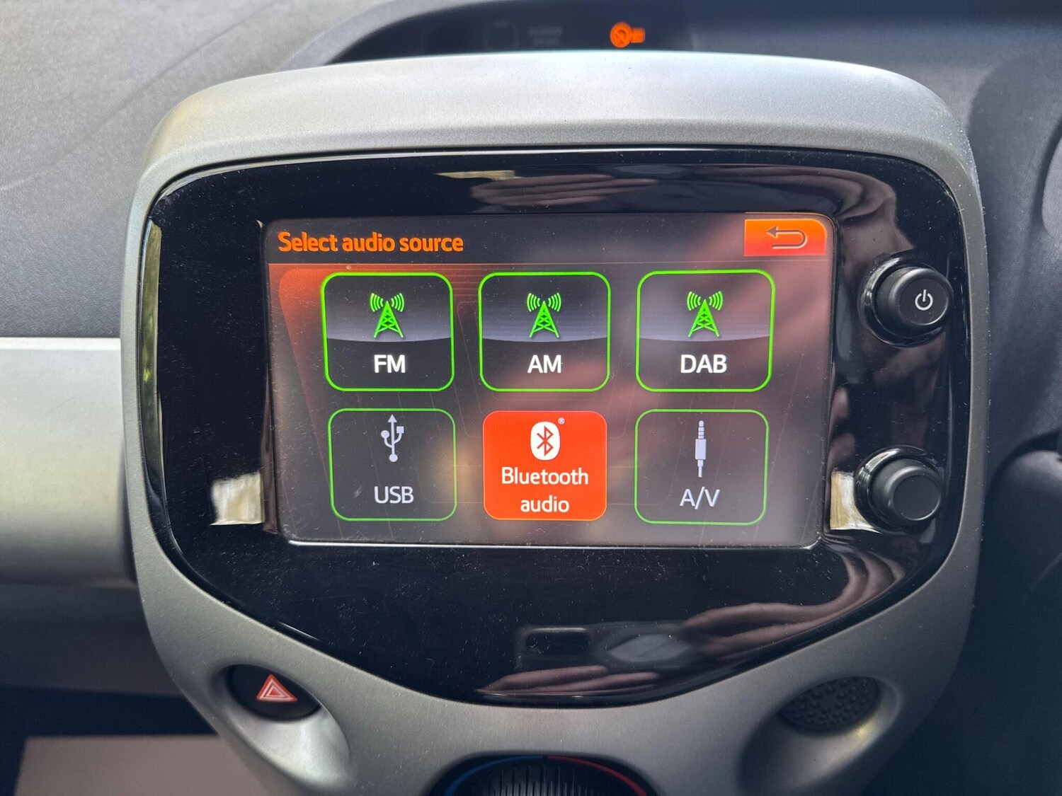 Used Peugeot 108 2016 for sale - 77762512: Photo 18