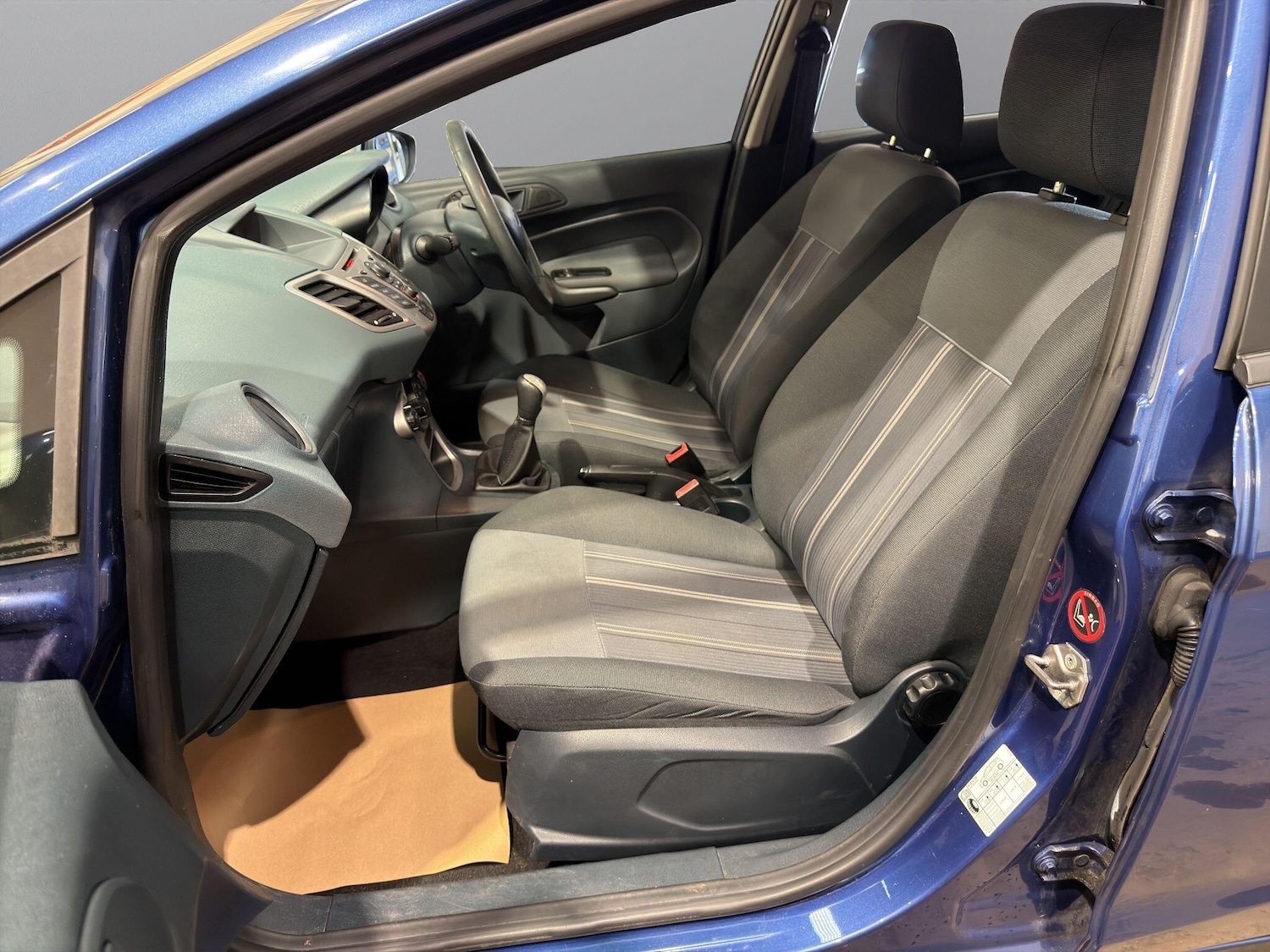 Used Ford Fiesta 2009 for sale - 77799872: Photo 14