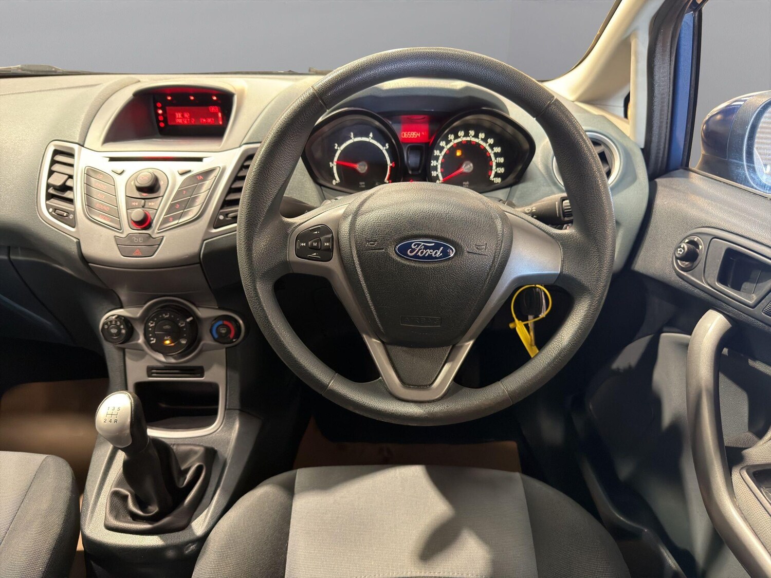 Used Ford Fiesta 2009 for sale - 77799872: Photo 17