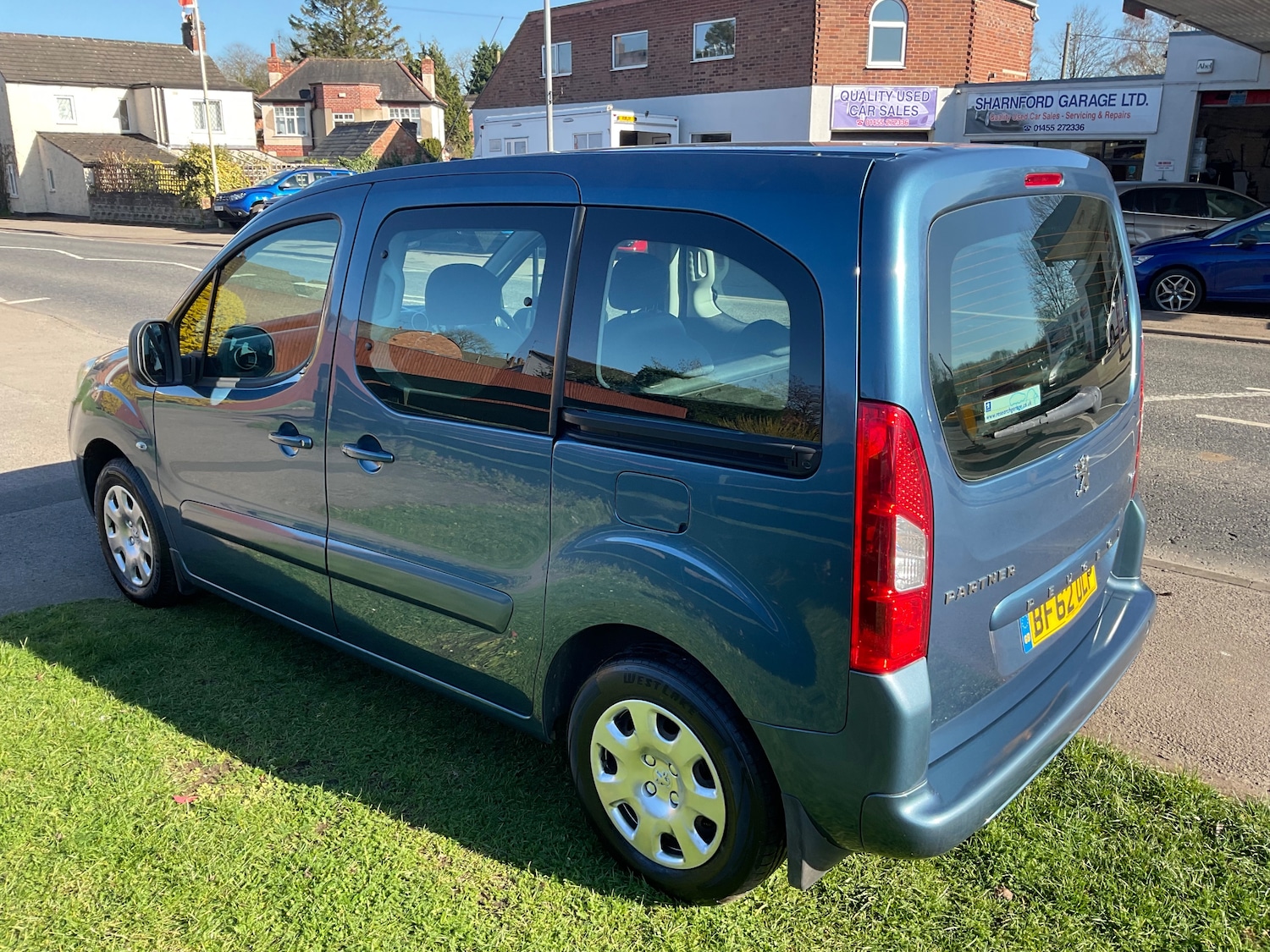 Used Peugeot Partner Tepee 2012 for sale - 77946260: Photo 2