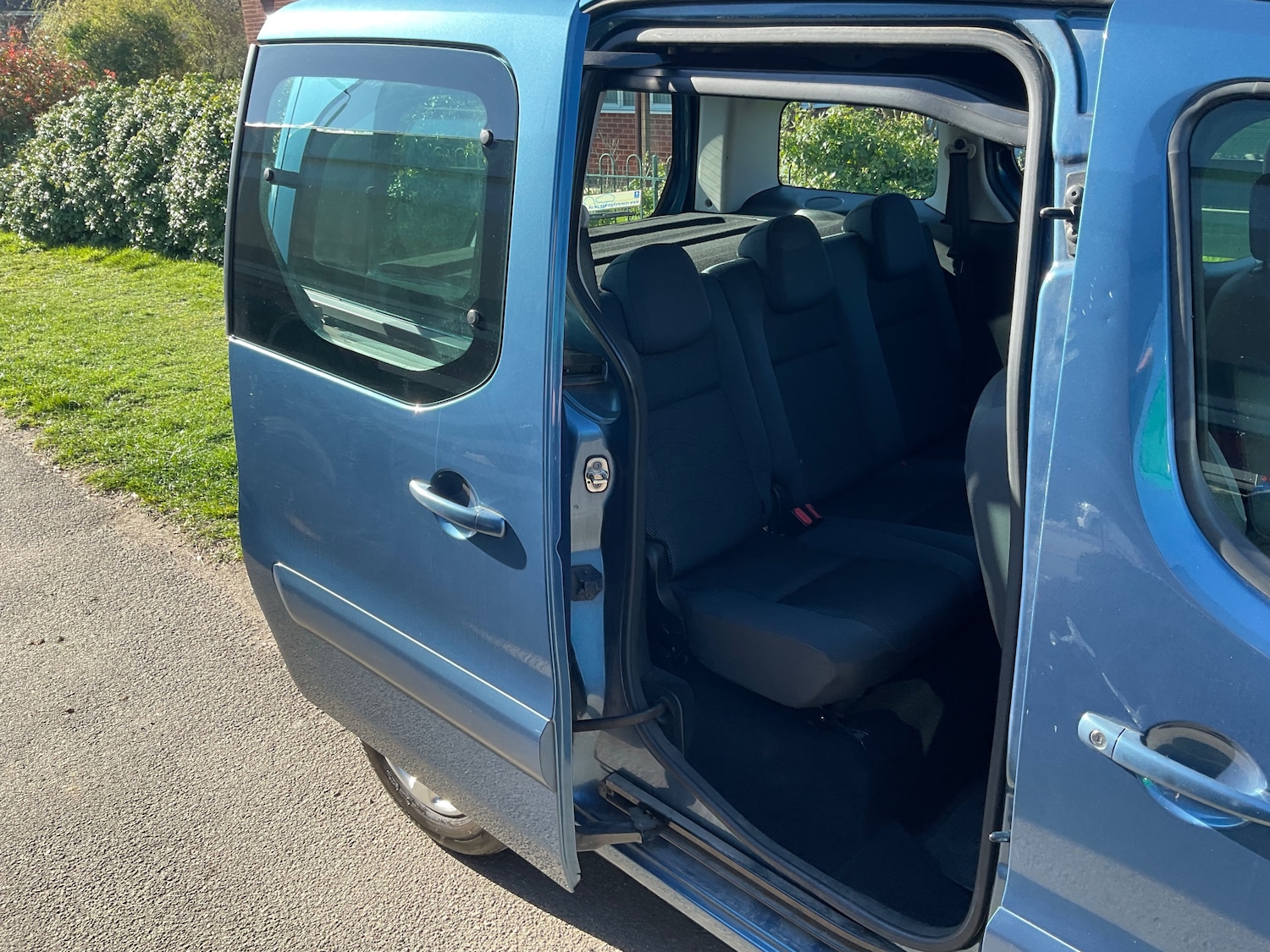 Used Peugeot Partner Tepee 2012 for sale - 77946260: Photo 9