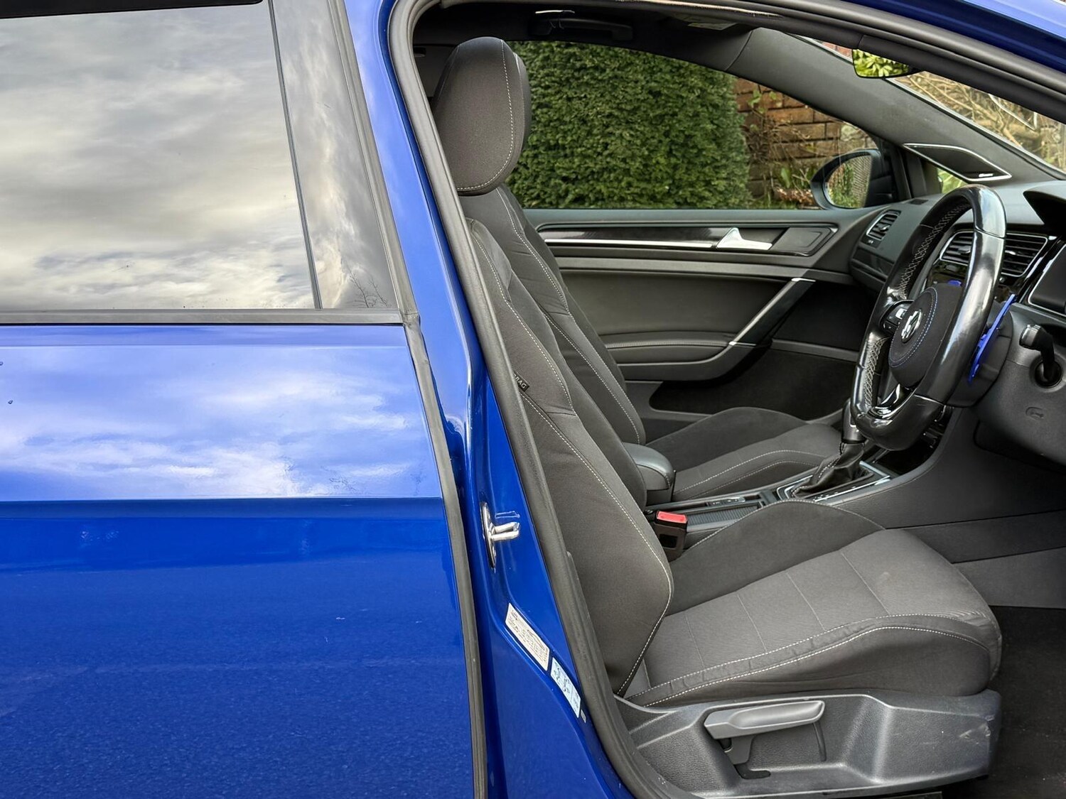 Used Volkswagen Golf 2019 for sale - 77942450: Photo 14