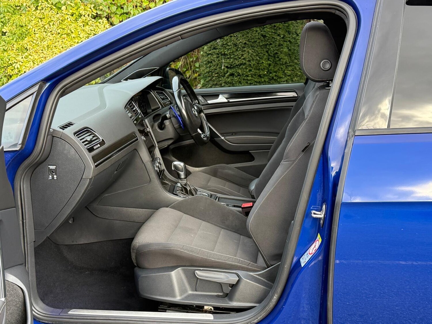 Used Volkswagen Golf 2019 for sale - 77942450: Photo 19