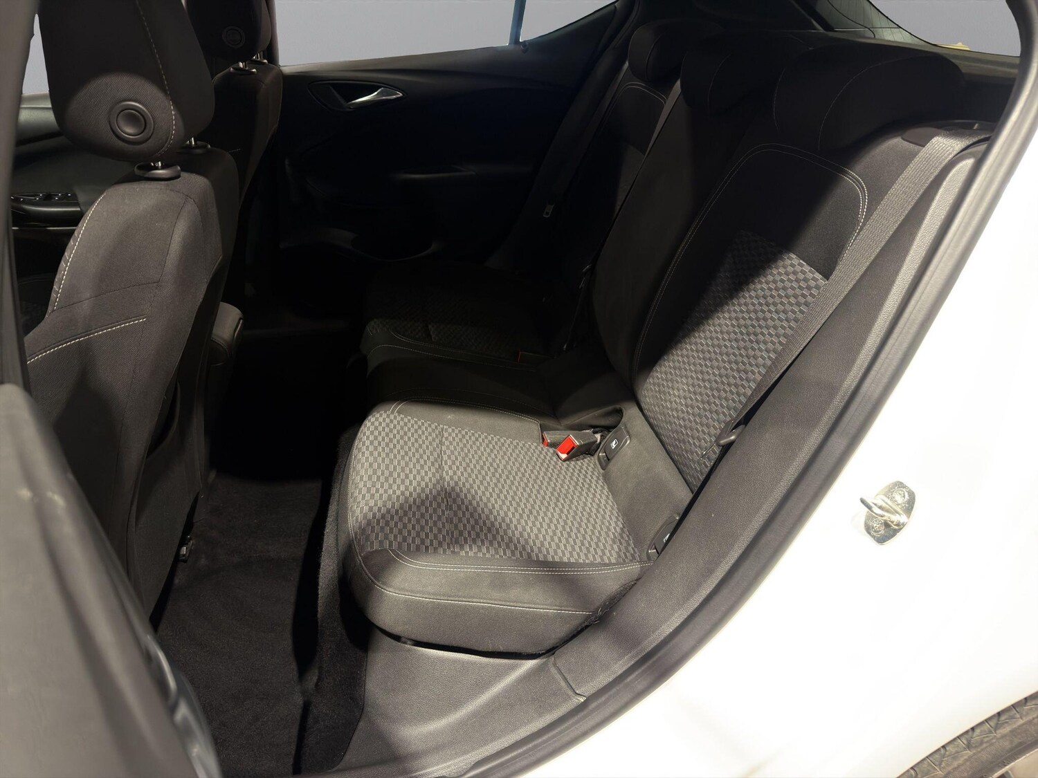 Used Vauxhall Astra 2016 for sale - 77764012: Photo 16