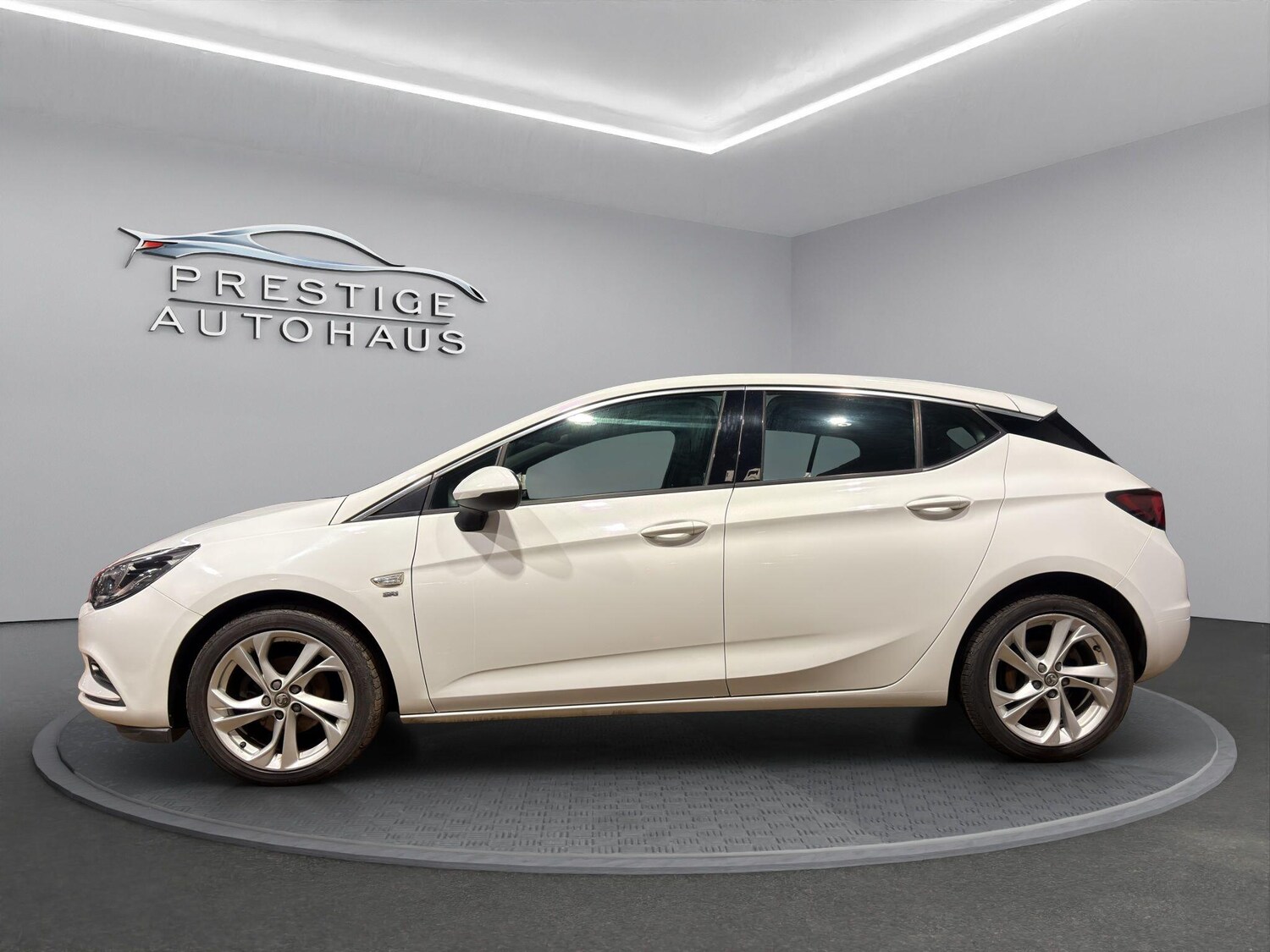 Used Vauxhall Astra 2016 for sale - 77764012: Photo 9