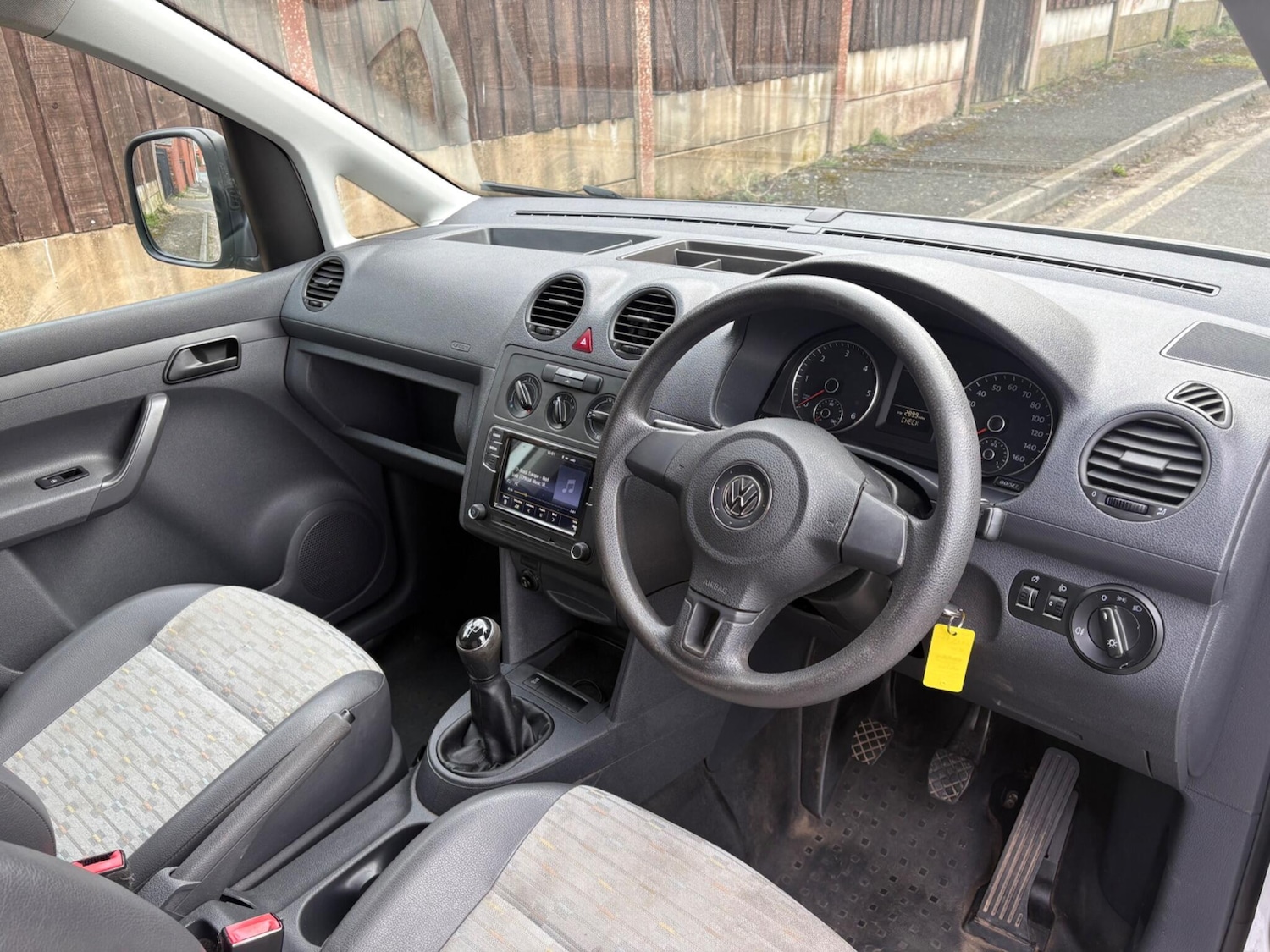 Used Volkswagen Caddy 2013 for sale - 77952074: Photo 10