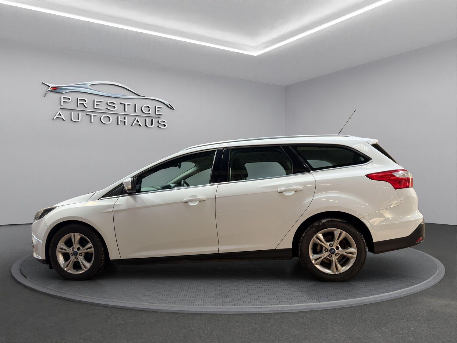 Used Ford Focus 2013 for sale - 78022411: Photo 7