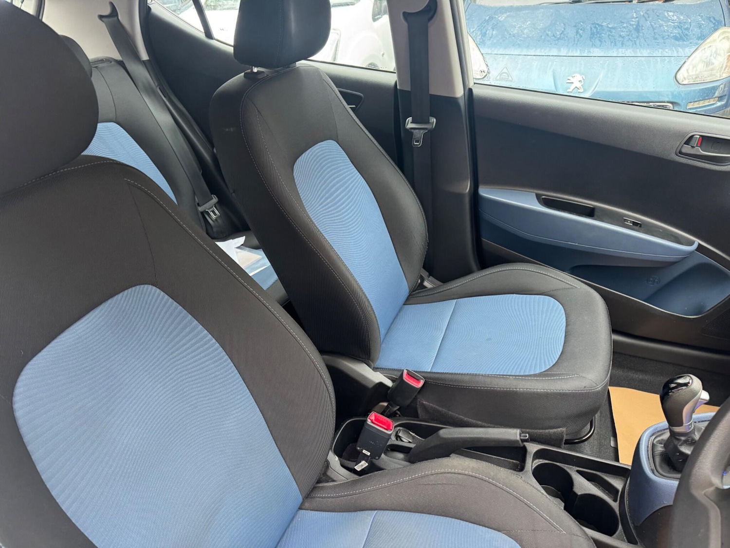 Used Hyundai i10 2014 for sale - 77762489: Photo 12