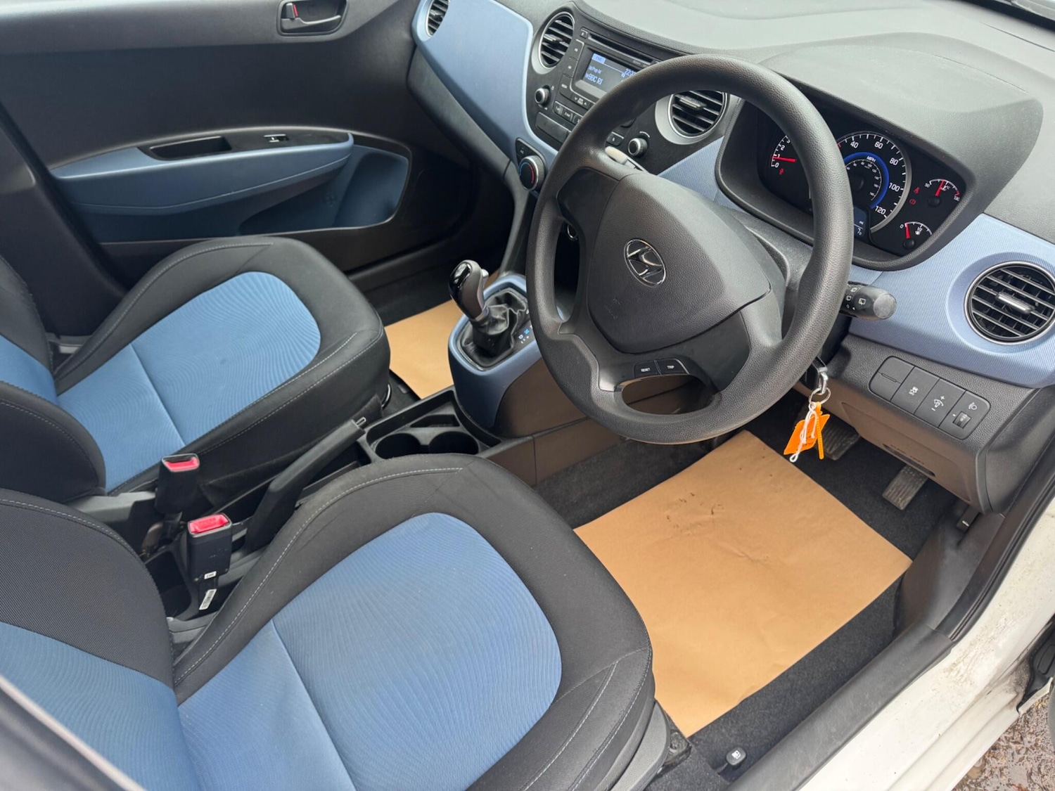 Used Hyundai i10 2014 for sale - 77762489: Photo 13