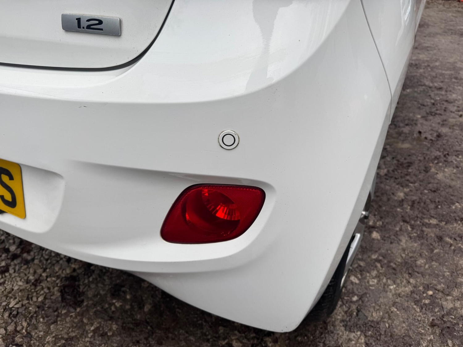 Used Hyundai i10 2014 for sale - 77762489: Photo 25