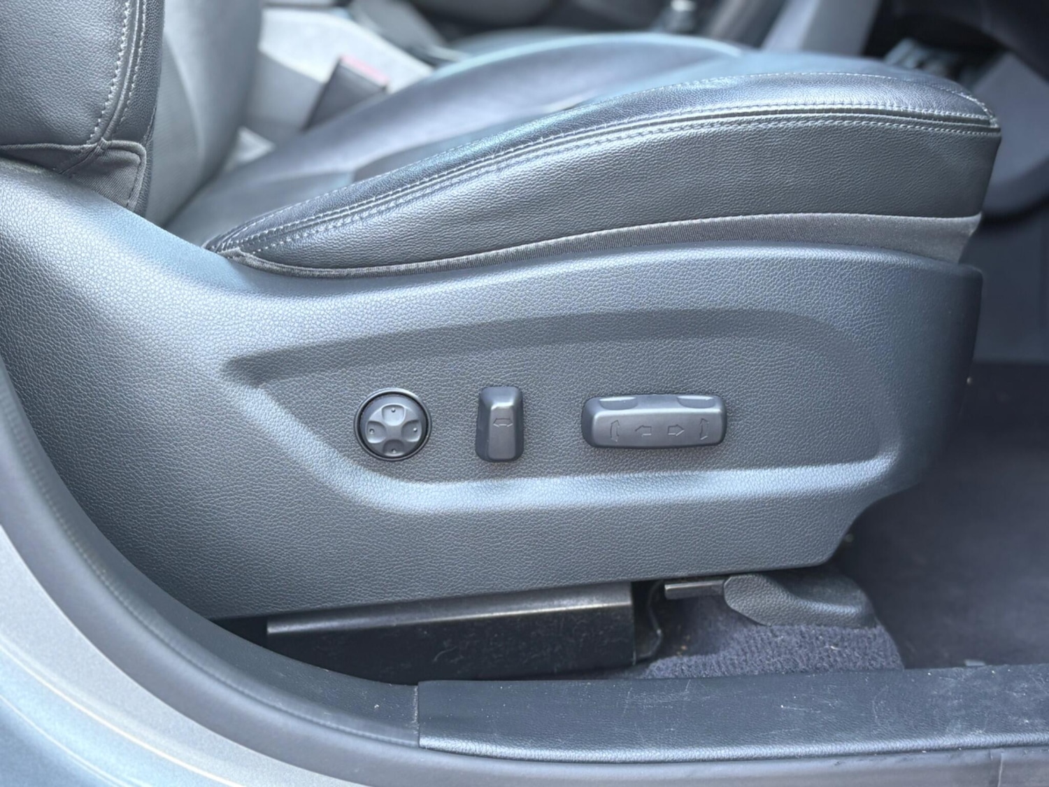 Used Hyundai Santa Fe 2017 for sale - 77942453: Photo 14