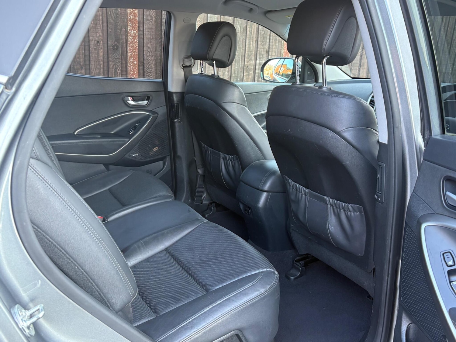 Used Hyundai Santa Fe 2017 for sale - 77942453: Photo 18