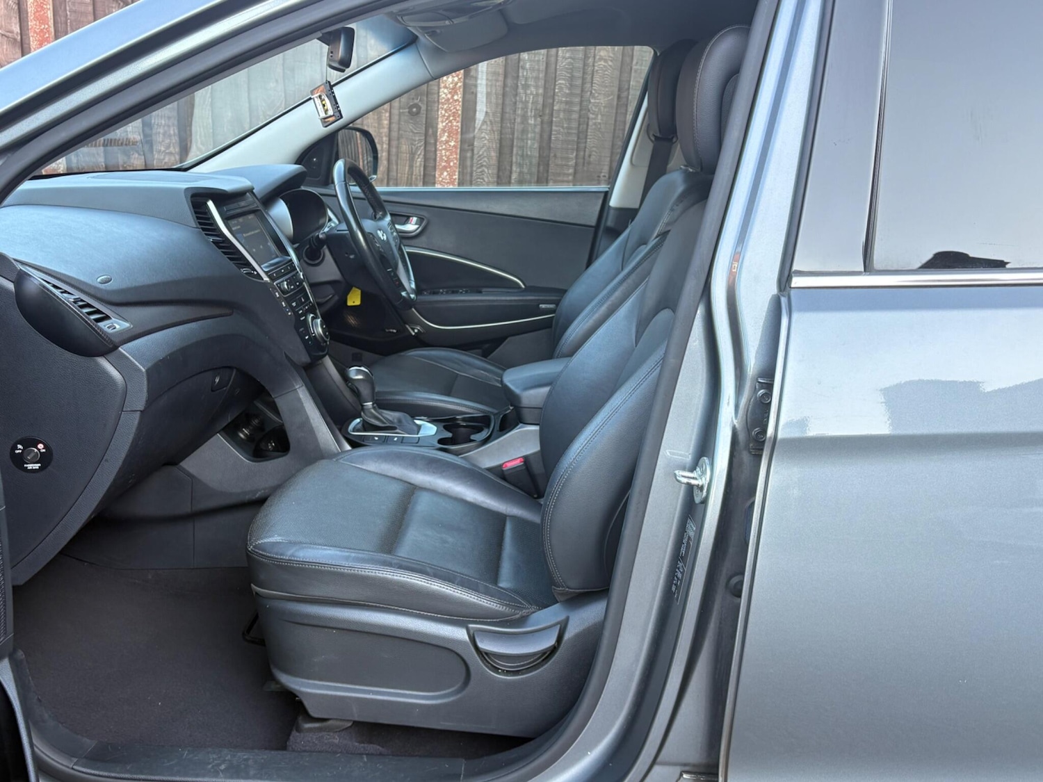 Used Hyundai Santa Fe 2017 for sale - 77942453: Photo 23