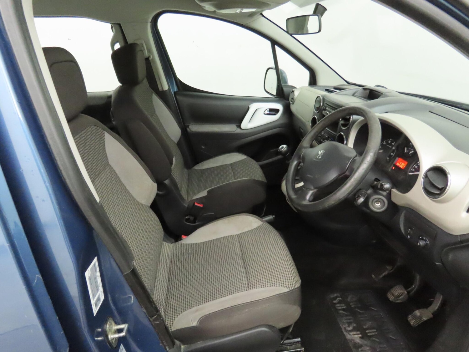 Used Peugeot Partner Tepee 2012 for sale - 77762545: Photo 9
