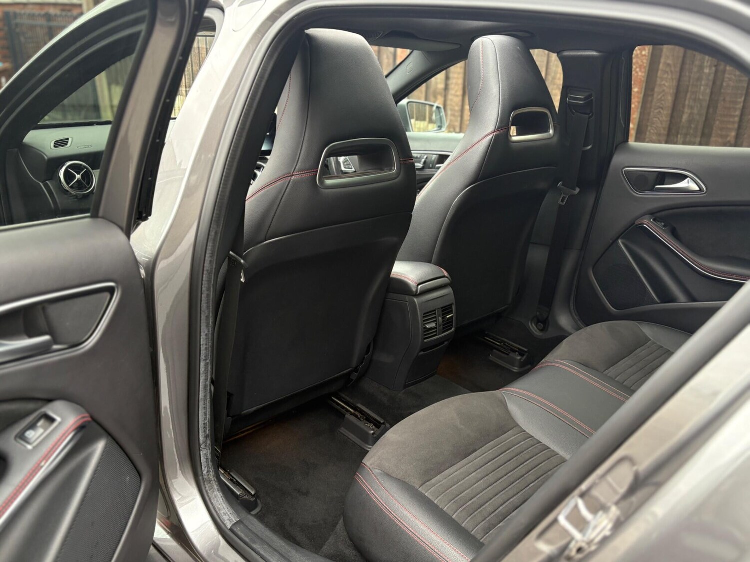 Used Mercedes-Benz GLA 2018 for sale - 77942449: Photo 22