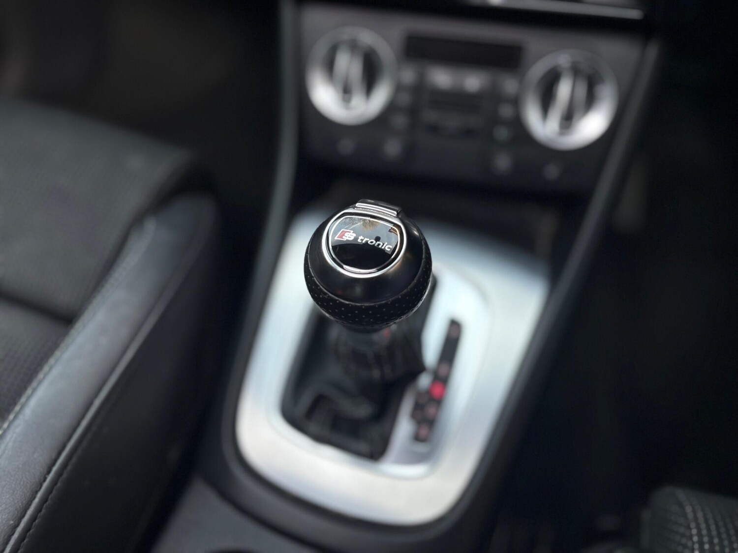 Used Audi Q3 2012 for sale - 77952071: Photo 18