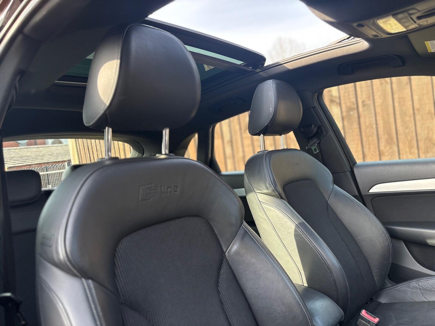 Used Audi Q3 2012 for sale - 77952071: Photo 22