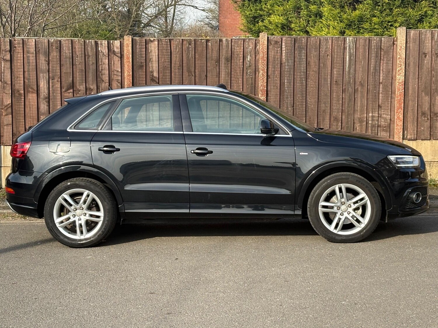 Used Audi Q3 2012 for sale - 77952071: Photo 9