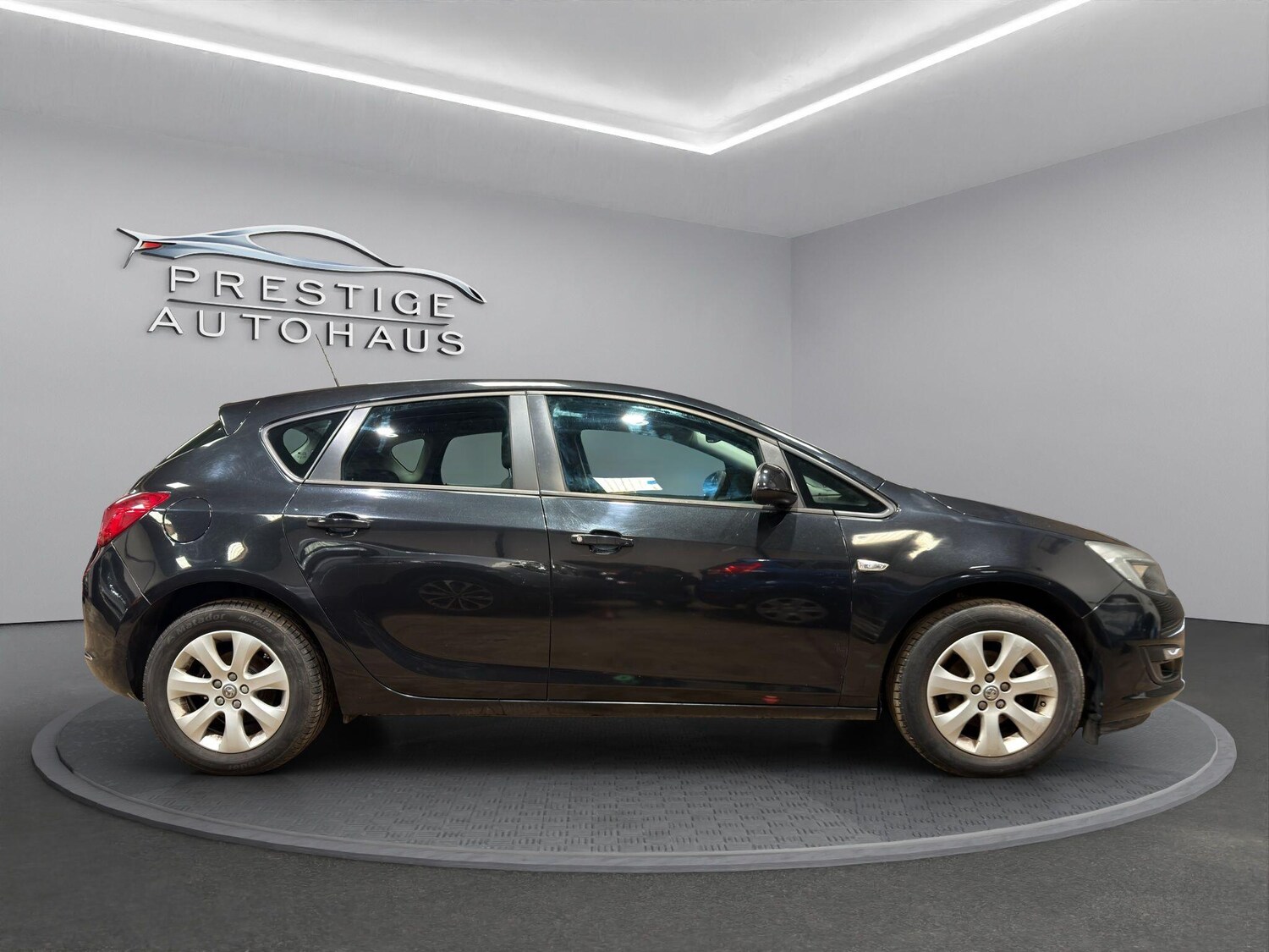 Used Vauxhall Astra 2014 for sale - 77764013: Photo 5
