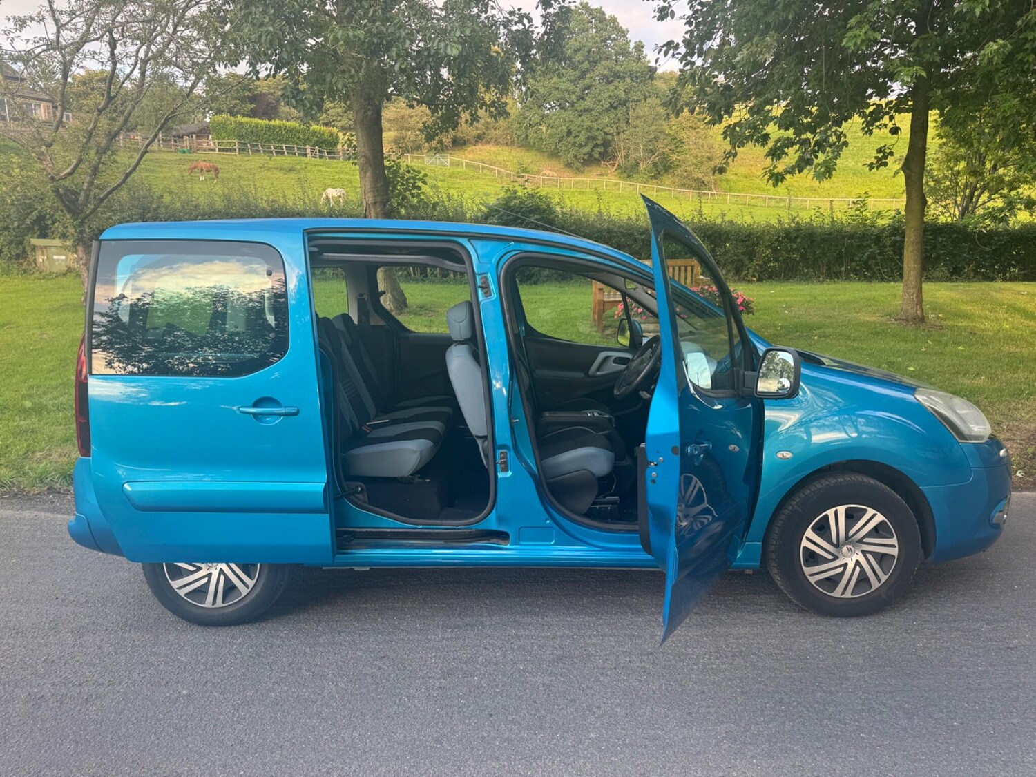 Used Citroen Berlingo 2014 for sale - 77762529: Photo 12