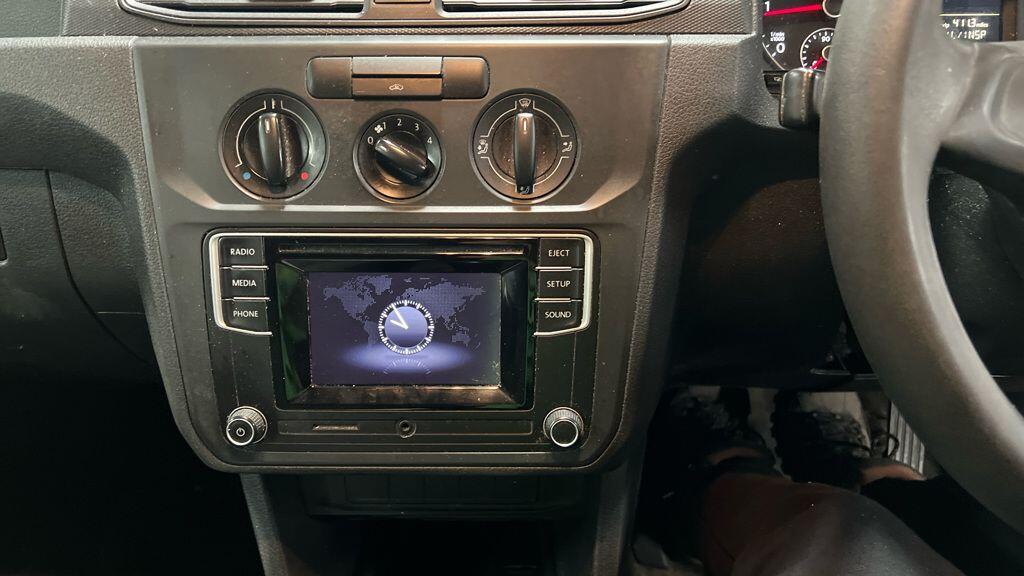 Used Volkswagen Caddy Maxi 2016 for sale - 77952075: Photo 8