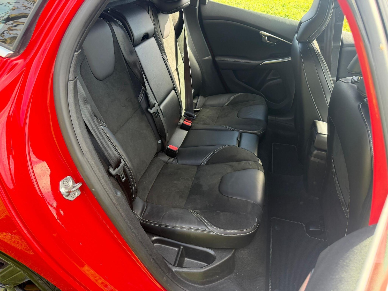 Used Volvo V40 2017 for sale - 78029264: Photo 21