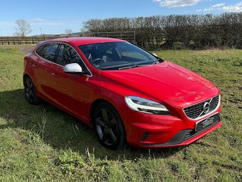 Used Volvo V40 2017 for sale - 78029264: Photo