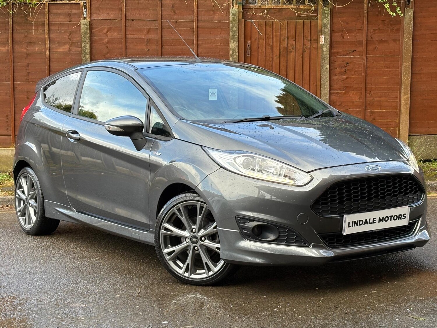 Used Ford Fiesta 2017 for sale - 78059940: Photo 10