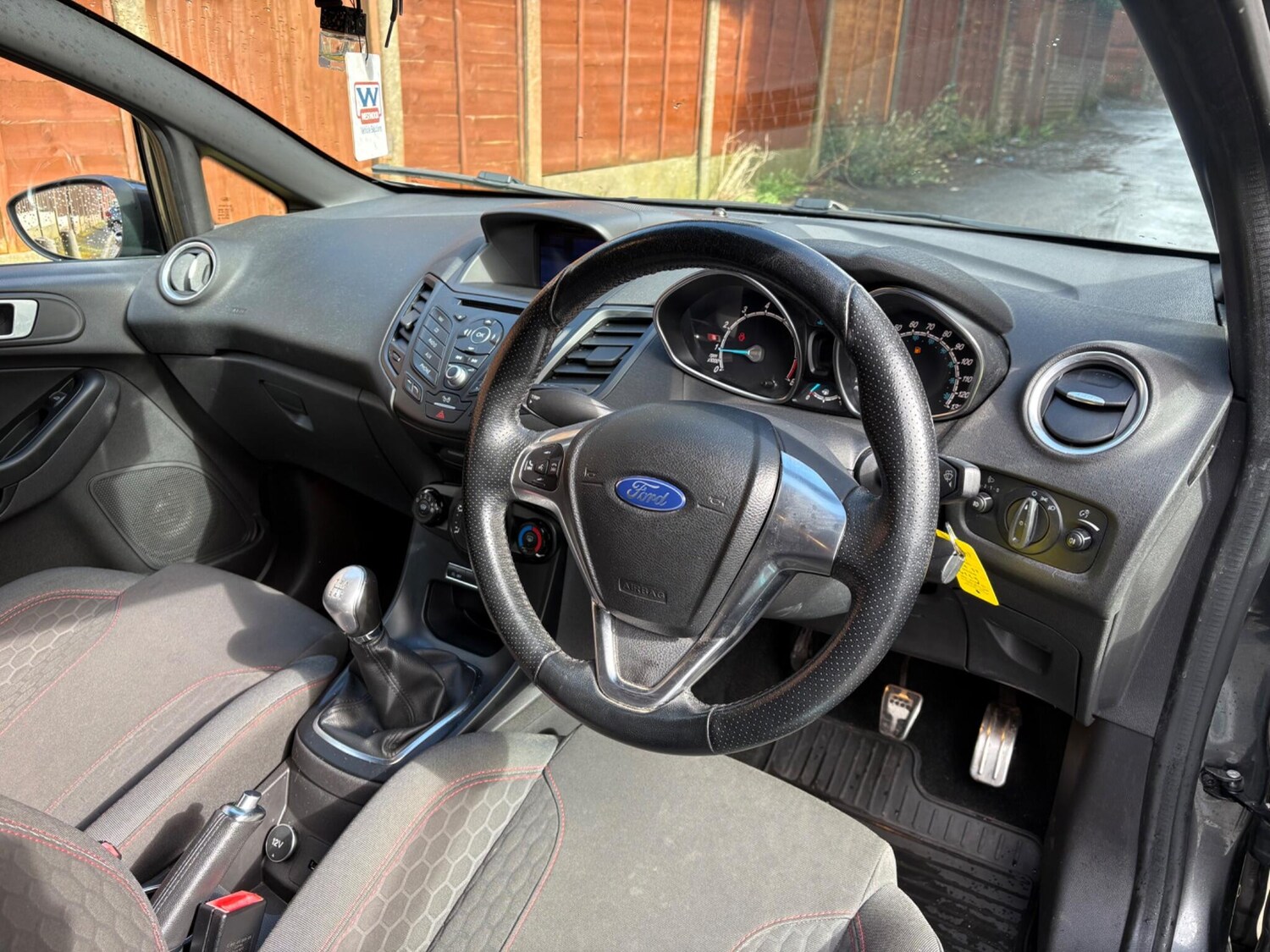 Used Ford Fiesta 2017 for sale - 78059940: Photo 12