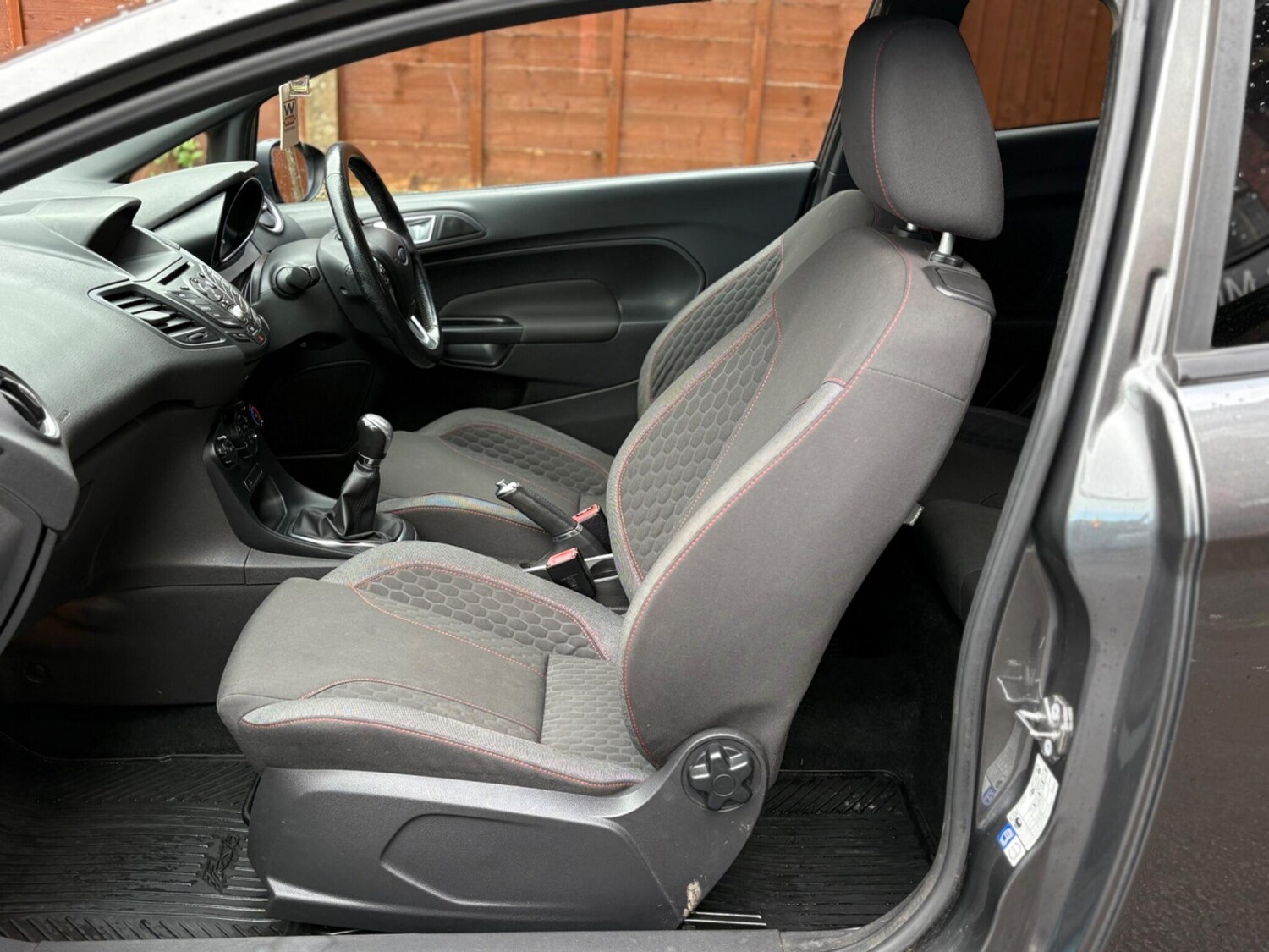 Used Ford Fiesta 2017 for sale - 78059940: Photo 23