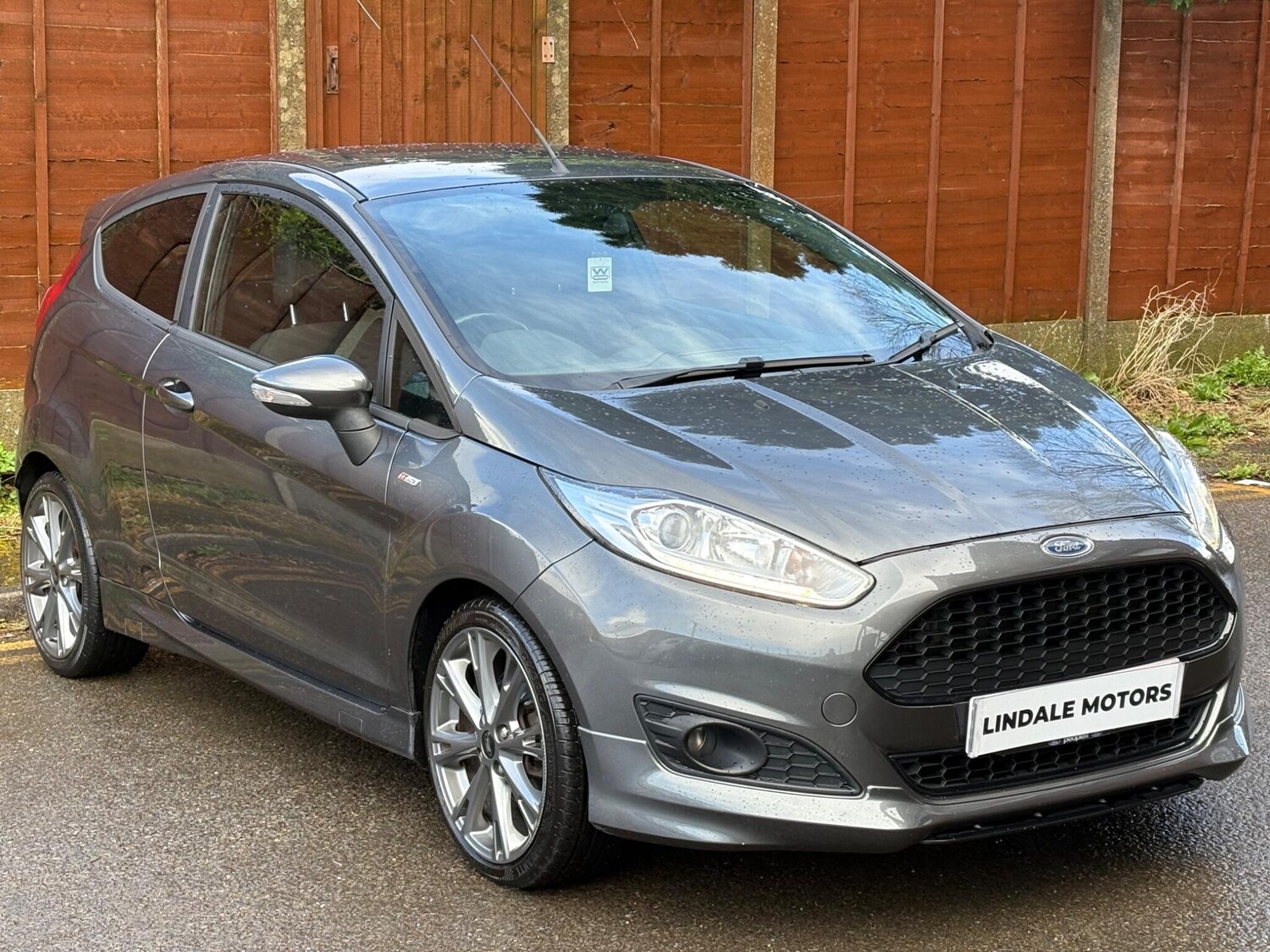 Used Ford Fiesta 2017 for sale - 78059940: Photo 8