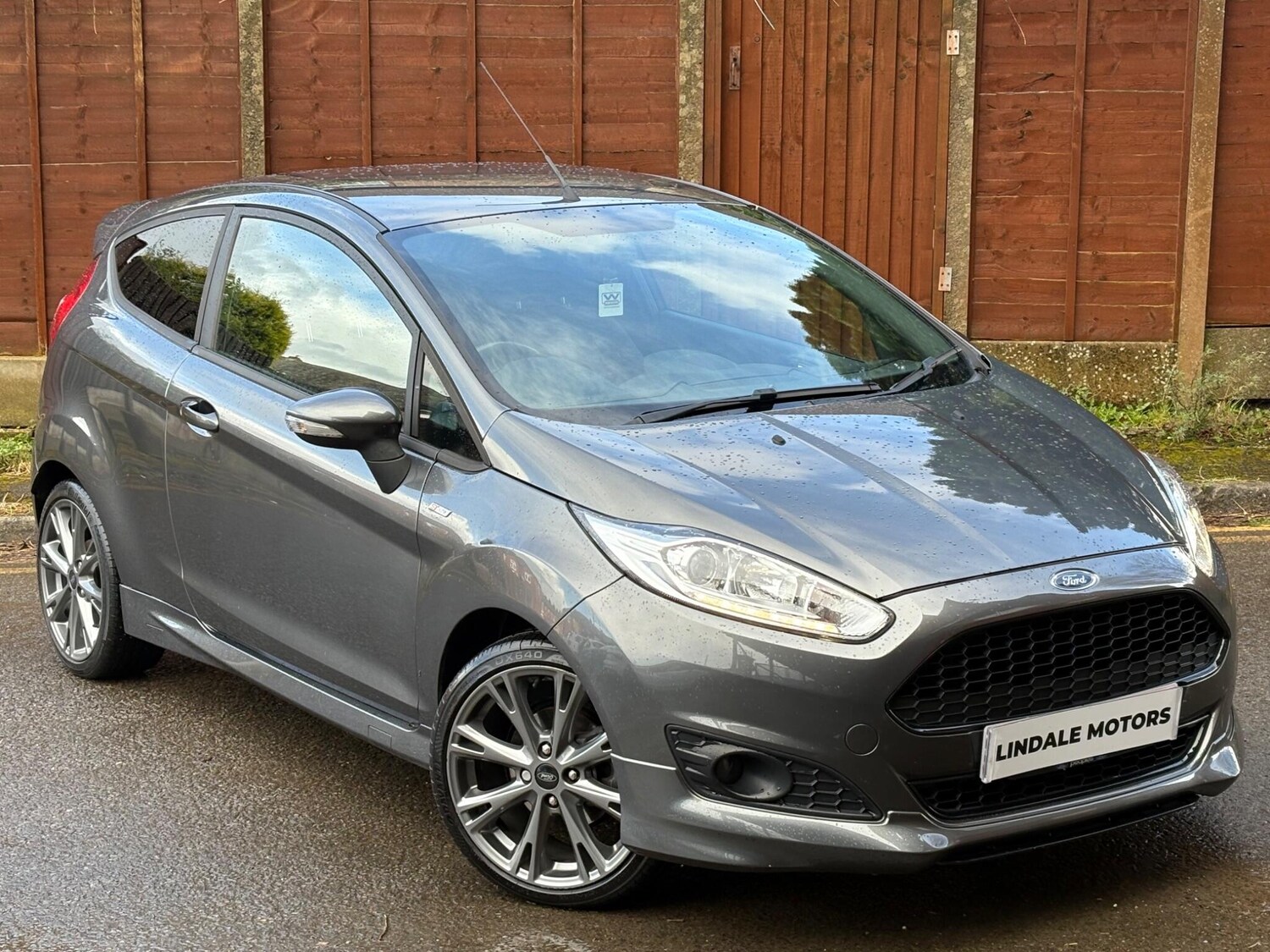 Used Ford Fiesta 2017 for sale - 78059940: Photo 9