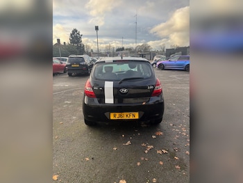 Used Hyundai i20 2011 for sale - 77083842: Photo